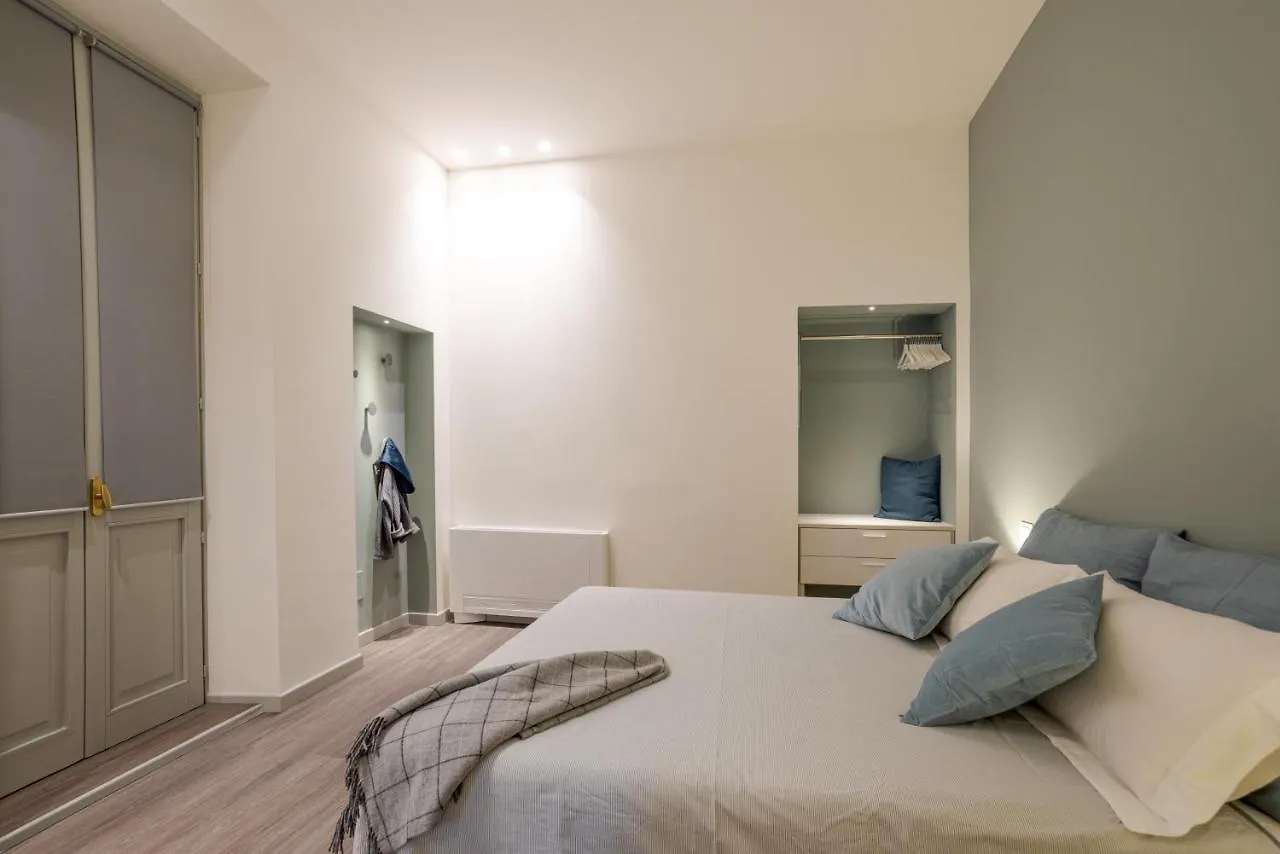Suite Broletto - By Myhomeincomo Como