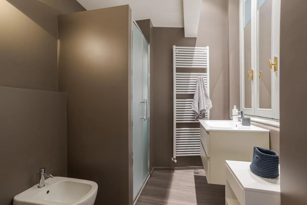 Suite Broletto - By Myhomeincomo 0*, Como