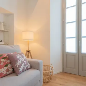  Apartment Independence With Balcony By Rent